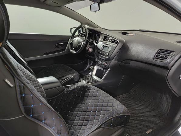 Kia Ceed II с пробегом 2013 года, цена 950 000 рублей, 163151 км, хэтчбек, Автокод Объявления