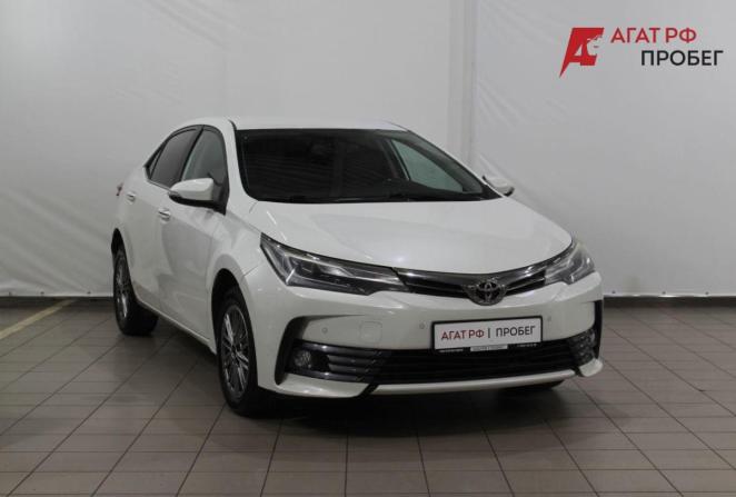 Toyota Corolla XI (E160 E170 E180) Рестайлинг 1 с пробегом 2018 года, цена 1 750 000 рублей, 119642 км, хэтчбек, Автокод Объявления