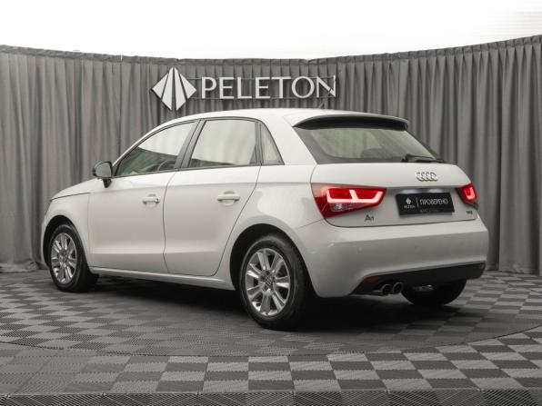 Audi A1 I (8X) с пробегом 2012 года, цена 1 080 000 рублей, 118968 км, хэтчбек, Автокод Объявления