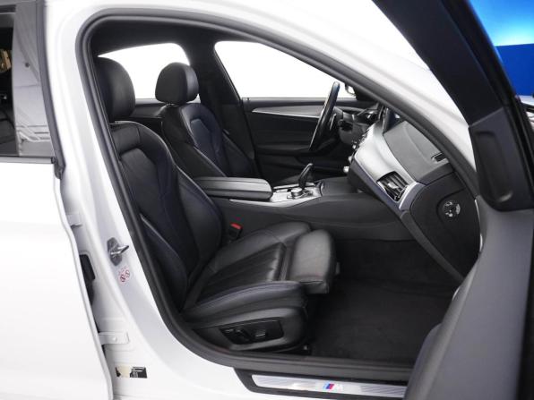 BMW 5 серии VII (G30/G31/G38) с пробегом 2018 года, цена 3 498 444 рубля, 106736 км, седан, Автокод Объявления