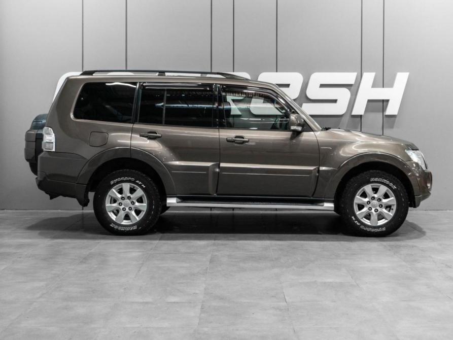 Mitsubishi Pajero IV Рестайлинг 1 Тюмень  - изображение 5