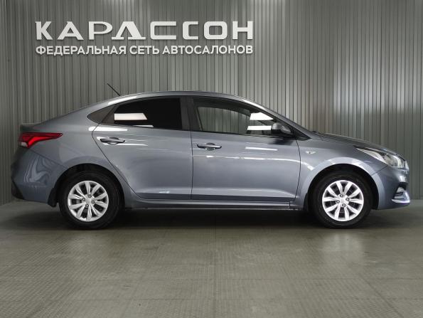 Hyundai Solaris II с пробегом 2017 года, цена 1 339 000 рублей, 126462 км, седан, Автокод Объявления