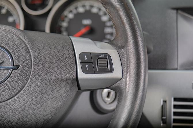 Opel Astra H с пробегом 2012 года, цена 769 000 рублей, 91000 км, универсал, Автокод Объявления