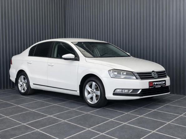 Volkswagen Passat B7 с пробегом 2012 года, цена 747 000 рублей, 330000 км, седан, Автокод Объявления