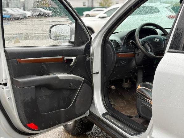 Hyundai Santa Fe II с пробегом 2008 года, цена 925 000 рублей, 328614 км, внедорожник, Автокод Объявления