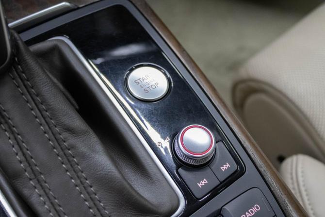 Audi A7 I (4G) Рестайлинг с пробегом 2014 года, цена 2 549 000 рублей, 205117 км, лифтбек, Автокод Объявления