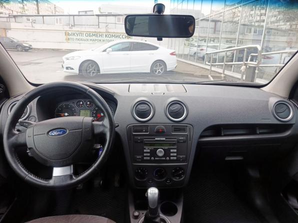 Ford Fusion I Рестайлинг с пробегом 2008 года, цена 370 000 рублей, 270200 км, хэтчбек, Автокод Объявления