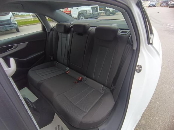 Audi A4 V (B9) Рестайлинг с пробегом 2021 года, цена 3 282 000 рублей, 32300 км, седан, Автокод Объявления