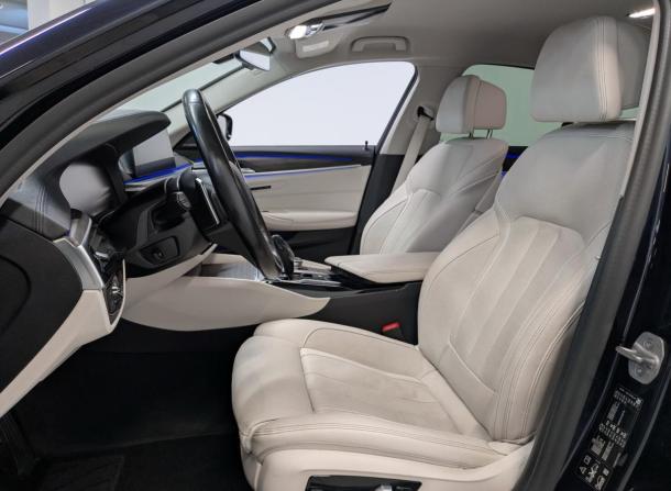 BMW 5 серии VII (G30/G31/G38) с пробегом 2019 года, цена 4 075 000 рублей, 68382 км, седан, Автокод Объявления
