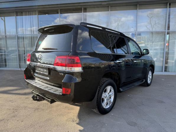 Toyota Land Cruiser 200 Series Рестайлинг 2 с пробегом 2020 года, цена 7 400 000 рублей, 109890 км, внедорожник, Автокод Объявления