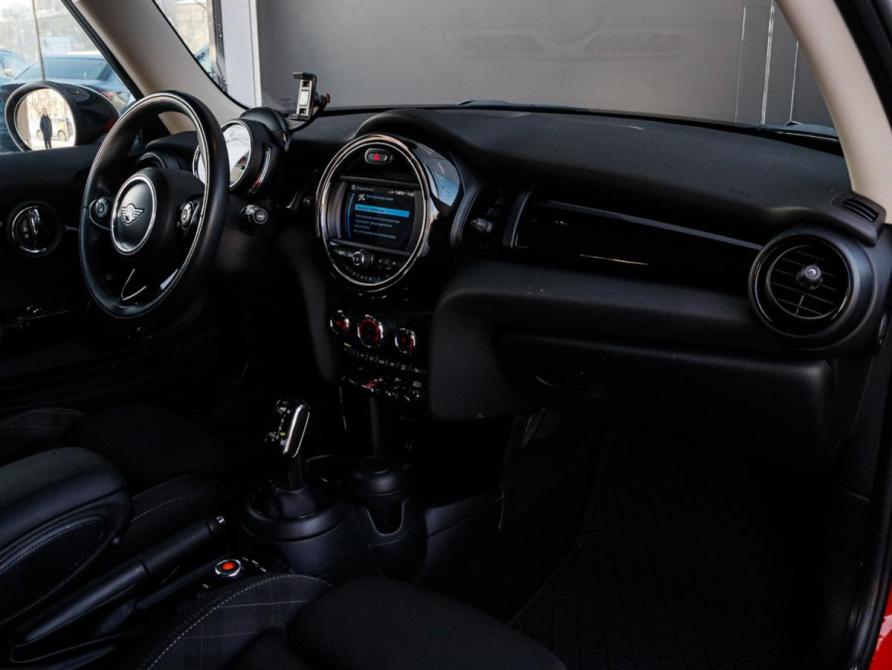 Mini Hatch III (F55/F56) Рестайлинг Москва  - изображение 9