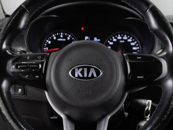 Kia Rio IV с пробегом 2018 года, цена 1 499 000 рублей, 75407 км, хэтчбек, Автокод Объявления