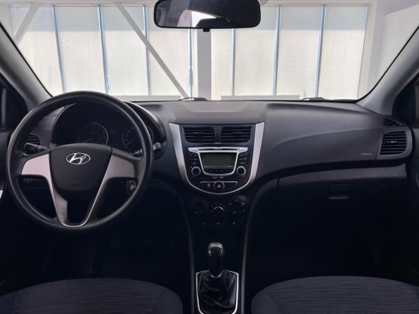 Hyundai Solaris I Рестайлинг с пробегом 2016 года, цена 899 000 рублей, 184489 км, хэтчбек, Автокод Объявления