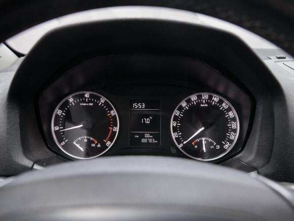 Skoda Octavia II (A5) Рестайлинг с пробегом 2012 года, цена 831 000 рублей, 180000 км, лифтбек, Автокод Объявления