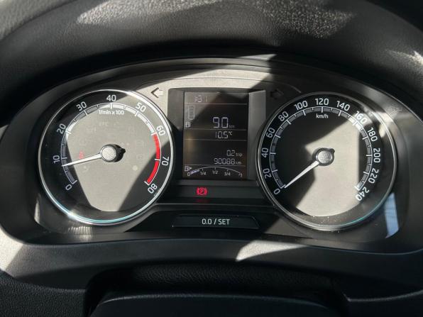 Skoda Rapid I Рестайлинг с пробегом 2018 года, цена 1 300 000 рублей, 90088 км, лифтбек, Автокод Объявления
