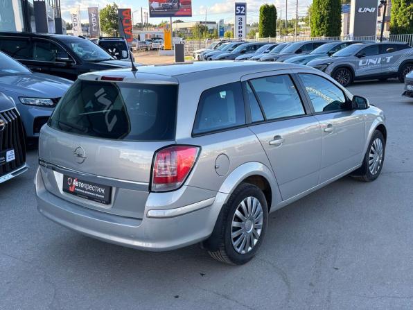 Opel Astra H Рестайлинг с пробегом 2010 года, цена 550 000 рублей, 281717 км, универсал, Автокод Объявления