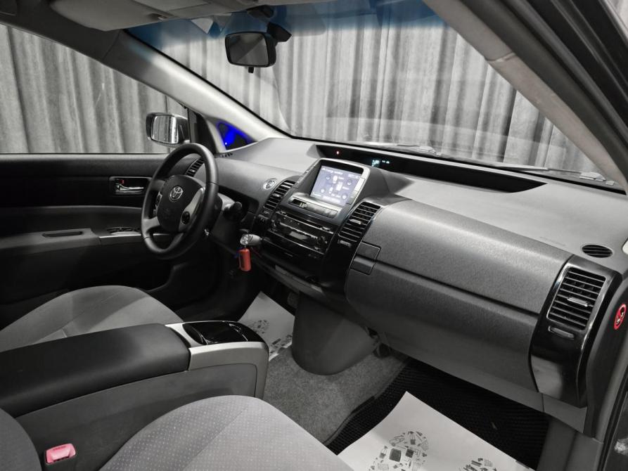 Toyota Prius II Рестайлинг (XW20) Красноярск  - изображение 16