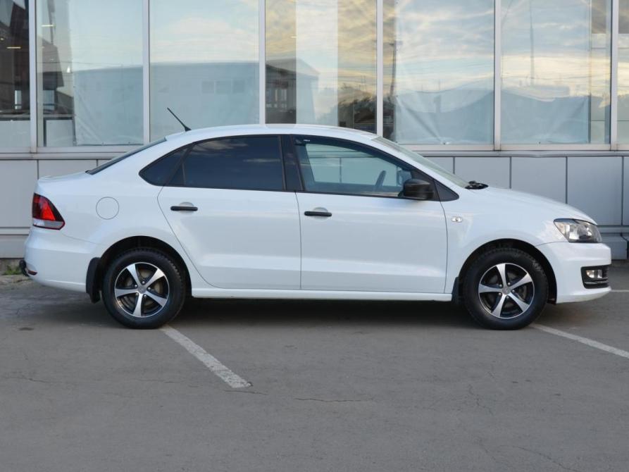 Volkswagen Polo V Рестайлинг Курган  - изображение 5