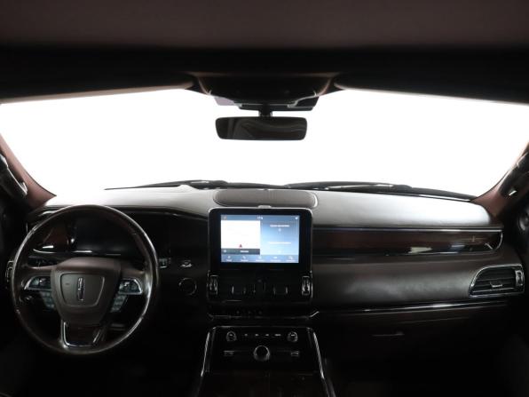 Lincoln Navigator IV с пробегом 2018 года, цена 5 299 000 рублей, 138377 км, внедорожник, Автокод Объявления