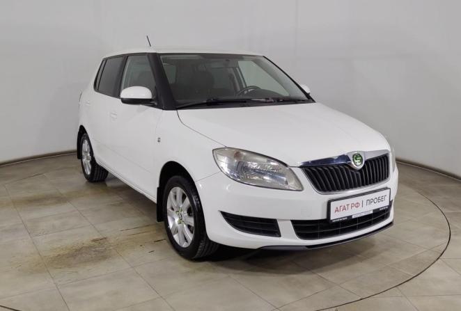 Skoda Fabia II Рестайлинг с пробегом 2014 года, цена 550 000 рублей, 196000 км, хэтчбек, Автокод Объявления