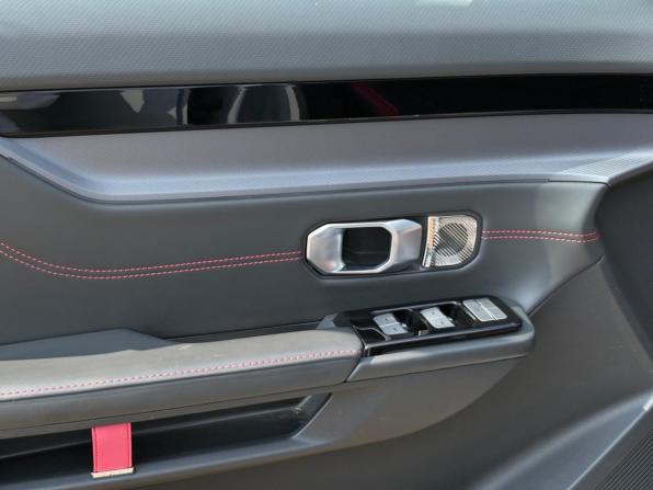 JETOUR DASHING I с пробегом 2024 года, цена 1 780 000 рублей, 38500 км, внедорожник, Автокод Объявления