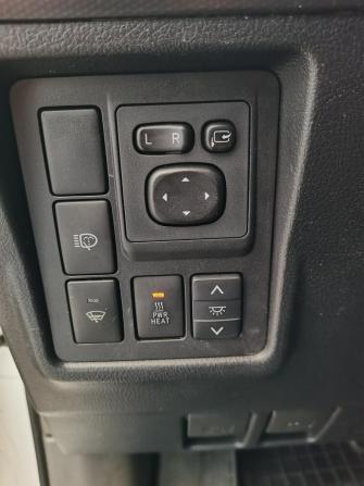 Toyota Land Cruiser Prado 150 Series с пробегом 2010 года, цена 2 390 000 рублей, 334320 км, внедорожник, Автокод Объявления