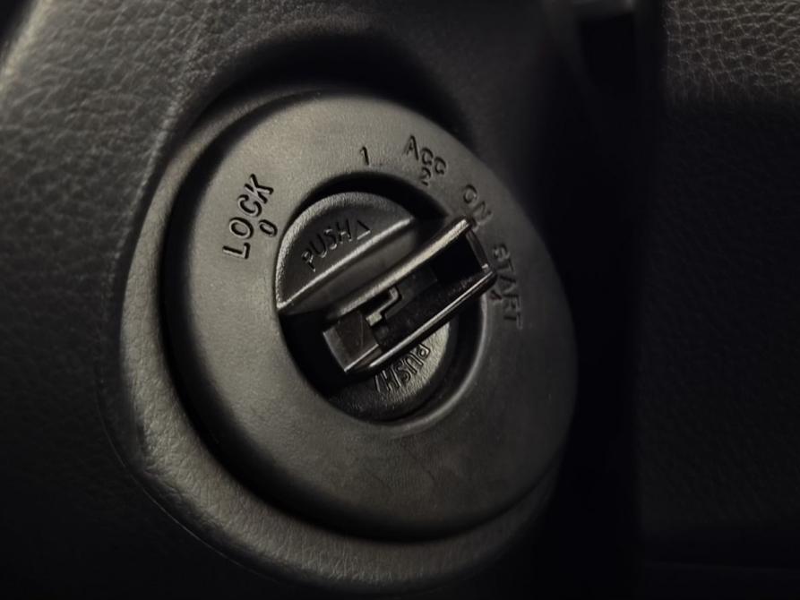 Nissan Tiida I Рестайлинг Санкт-Петербург  - изображение 21