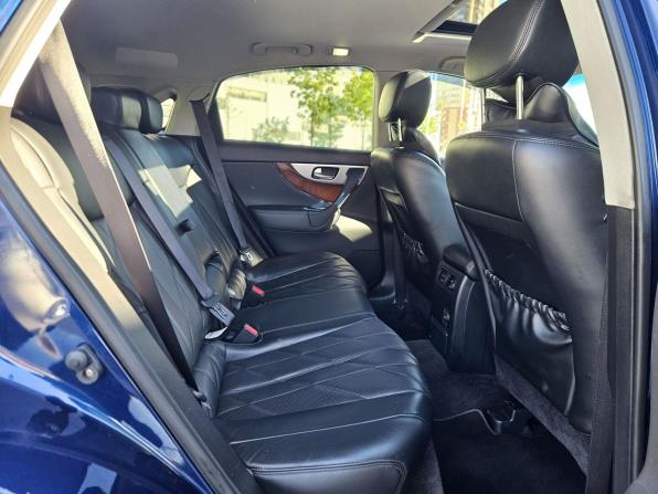 Infiniti QX70 с пробегом 2014 года, цена 2 100 000 рублей, 146500 км, внедорожник, Автокод Объявления