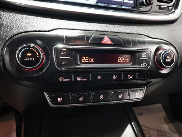 Kia Sorento III Prime Рестайлинг с пробегом 2019 года, цена 2 220 000 рублей, 202337 км, внедорожник, Автокод Объявления