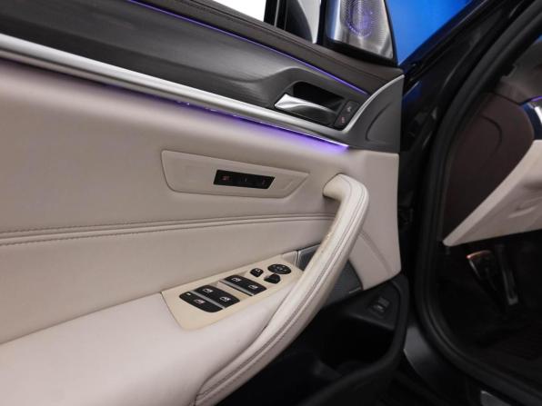 BMW 5 серии VII (G30/G31/G38) с пробегом 2018 года, цена 3 987 444 рубля, 118357 км, седан, Автокод Объявления