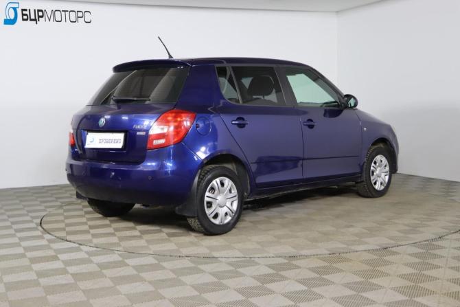 Skoda Fabia II Рестайлинг с пробегом 2012 года, цена 459 990 рублей, 200061 км, хэтчбек, Автокод Объявления