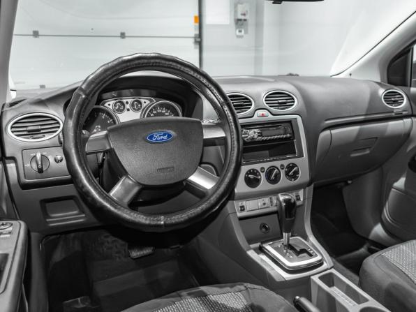 Ford Focus II Рестайлинг с пробегом 2008 года, цена 424 098 рублей, 300231 км, седан, Автокод Объявления