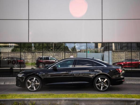 Audi A6 V (C8) с пробегом 2019 года, цена 3 249 000 рублей, 127780 км, седан, Автокод Объявления