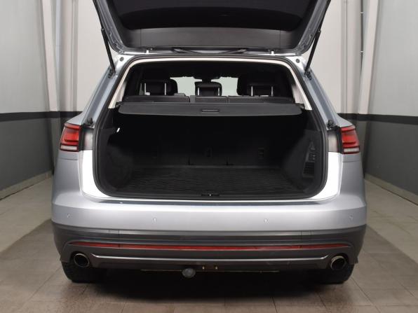 Volkswagen Touareg III с пробегом 2019 года, цена 4 619 999 рублей, 129700 км, внедорожник, Автокод Объявления
