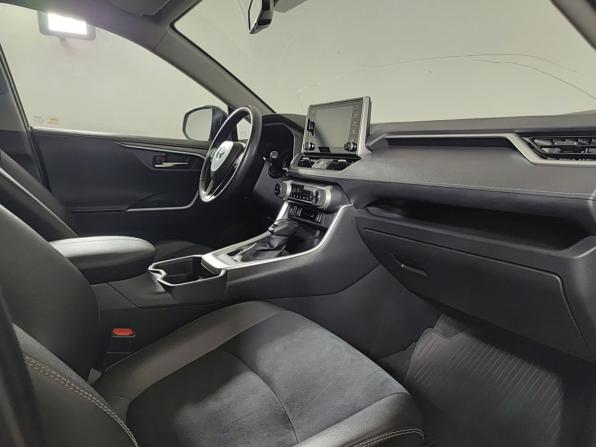 Toyota RAV4 V (XA50) с пробегом 2021 года, цена 3 100 000 рублей, 133500 км, внедорожник, Автокод Объявления