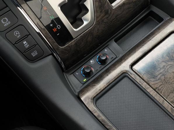 Toyota Alphard III Рестайлинг с пробегом 2021 года, цена 4 900 000 рублей, 157004 км, минивэн, Автокод Объявления
