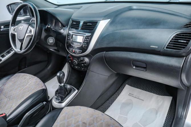 Hyundai Solaris I с пробегом 2011 года, цена 819 000 рублей, 198000 км, хэтчбек, Автокод Объявления