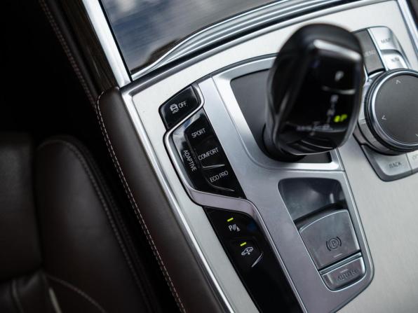 BMW 7 серии VI (G11/G12) с пробегом 2016 года, цена 3 870 000 рублей, 151481 км, седан, Автокод Объявления