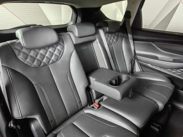 Hyundai Santa Fe IV Рестайлинг с пробегом 2022 года, цена 4 400 000 рублей, 45879 км, внедорожник, Автокод Объявления