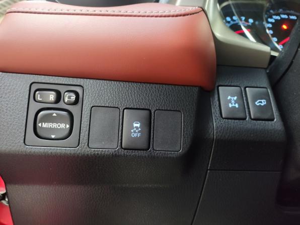 Toyota RAV4 III (XA30) Рестайлинг с пробегом 2013 года, цена 1 615 000 рублей, 207553 км, внедорожник, Автокод Объявления