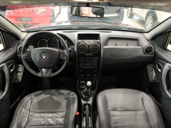 Renault Duster I Рестайлинг с пробегом 2017 года, цена 930 000 рублей, 236525 км, внедорожник, Автокод Объявления