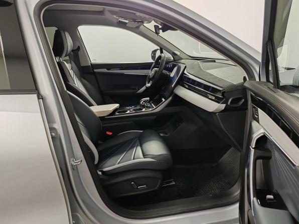 Geely Atlas II с пробегом 2024 года, цена 2 635 000 рублей, 28106 км, внедорожник, Автокод Объявления