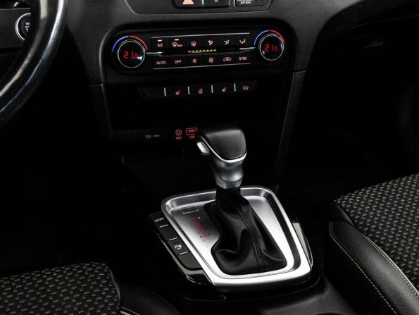 Kia Ceed III с пробегом 2019 года, цена 1 999 000 рублей, 119001 км, универсал, Автокод Объявления