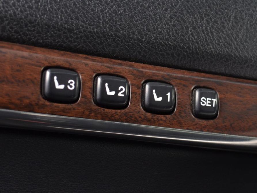 Toyota Land Cruiser 200 Series Рестайлинг 2 Кемерово  - изображение 25