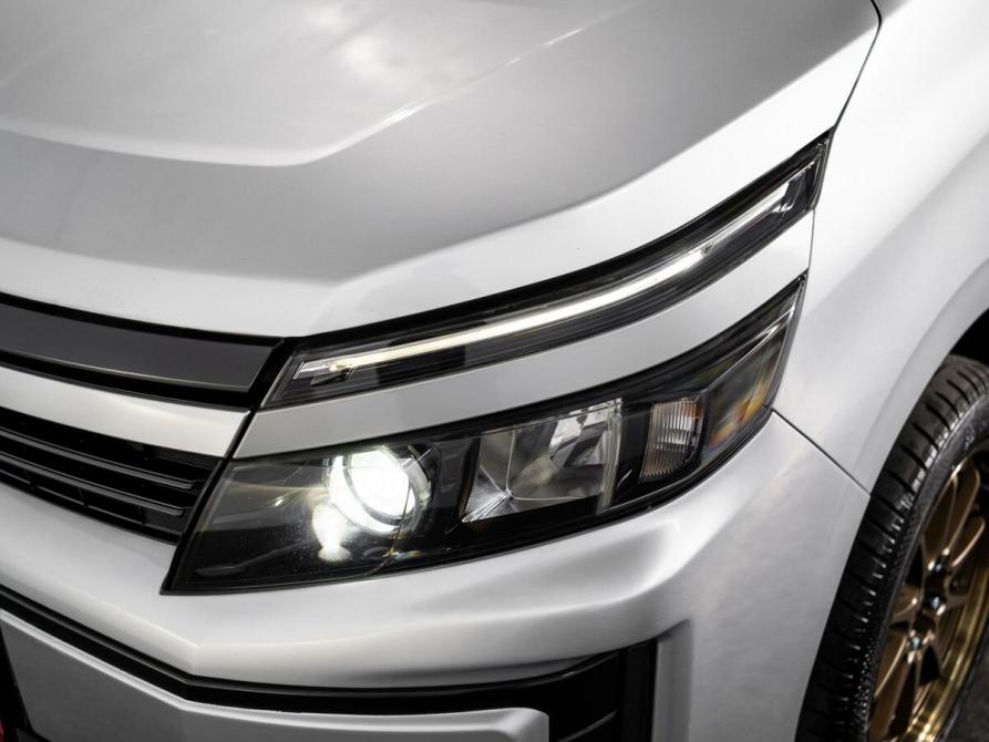 Toyota Voxy III (R80) Иркутск  - изображение 21