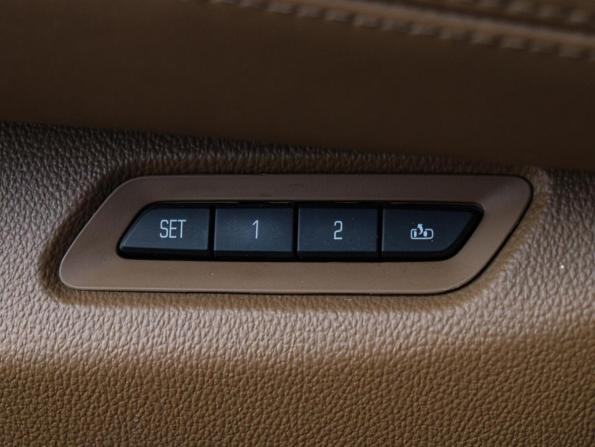 Cadillac Escalade IV с пробегом 2016 года, цена 3 700 000 рублей, 206918 км, внедорожник, Автокод Объявления