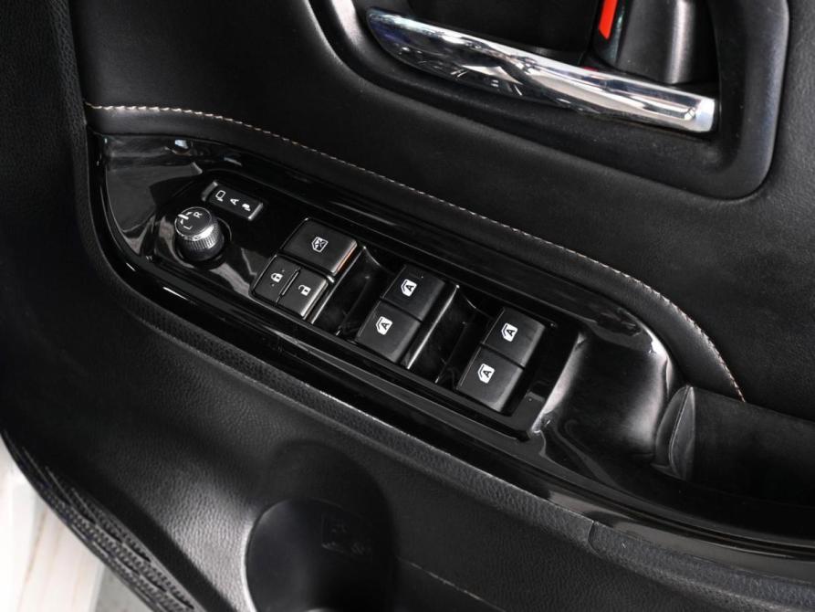 Toyota Esquire I Рестайлинг Ростов-на-Дону  - изображение 20