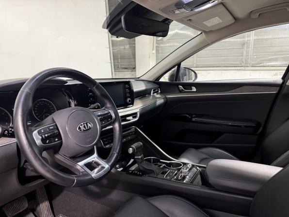 Kia K5 III с пробегом 2020 года, цена 2 549 800 рублей, 42000 км, седан, Автокод Объявления
