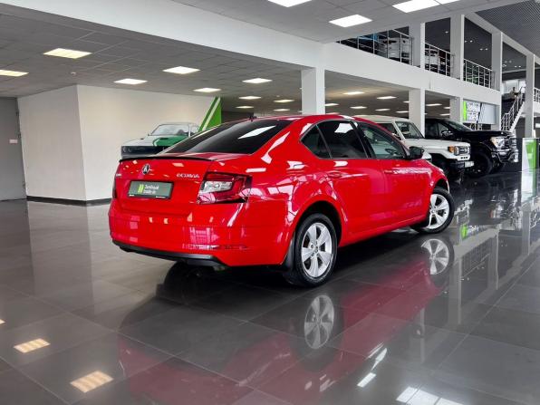 Skoda Octavia III (A7) Рестайлинг с пробегом 2017 года, цена 1 545 000 рублей, 148735 км, лифтбек, Автокод Объявления