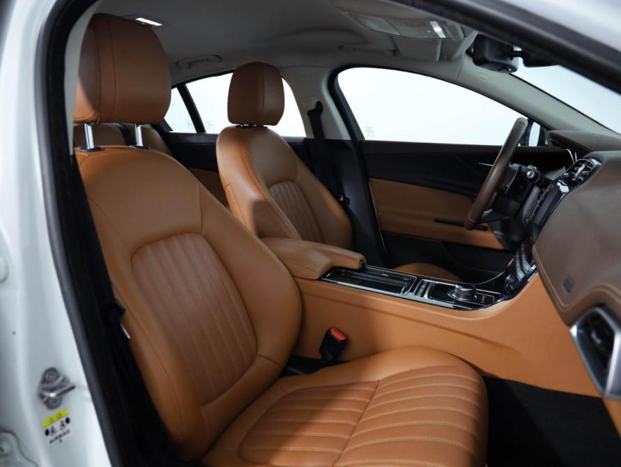 Jaguar XE I Санкт-Петербург  - изображение 11